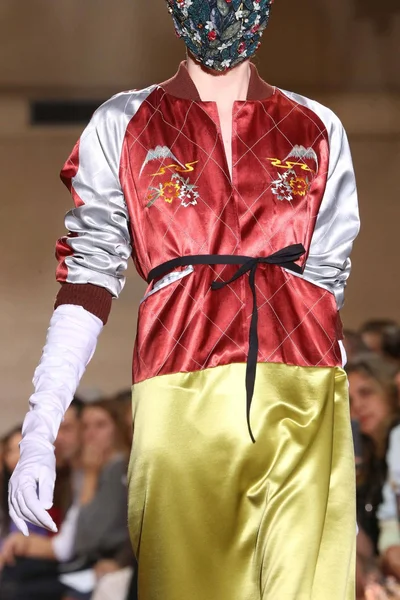 Look 91
